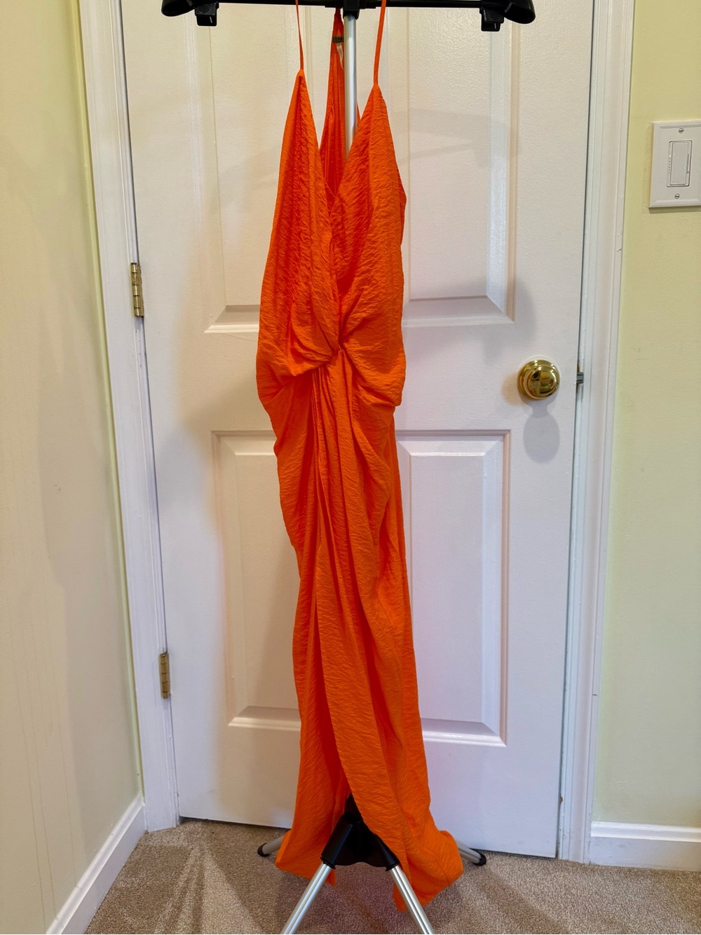 Young Fabulous & Broke Elegant Orange Twist-Front Maxi Dress🧡